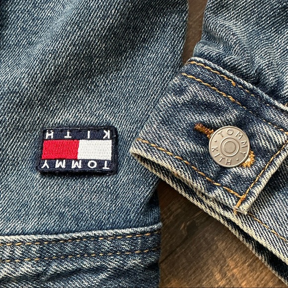 Kith x Tommy Hilfiger Denim Trucker Jacket Vintage Blue - Size Medium - Picture 4 of 10